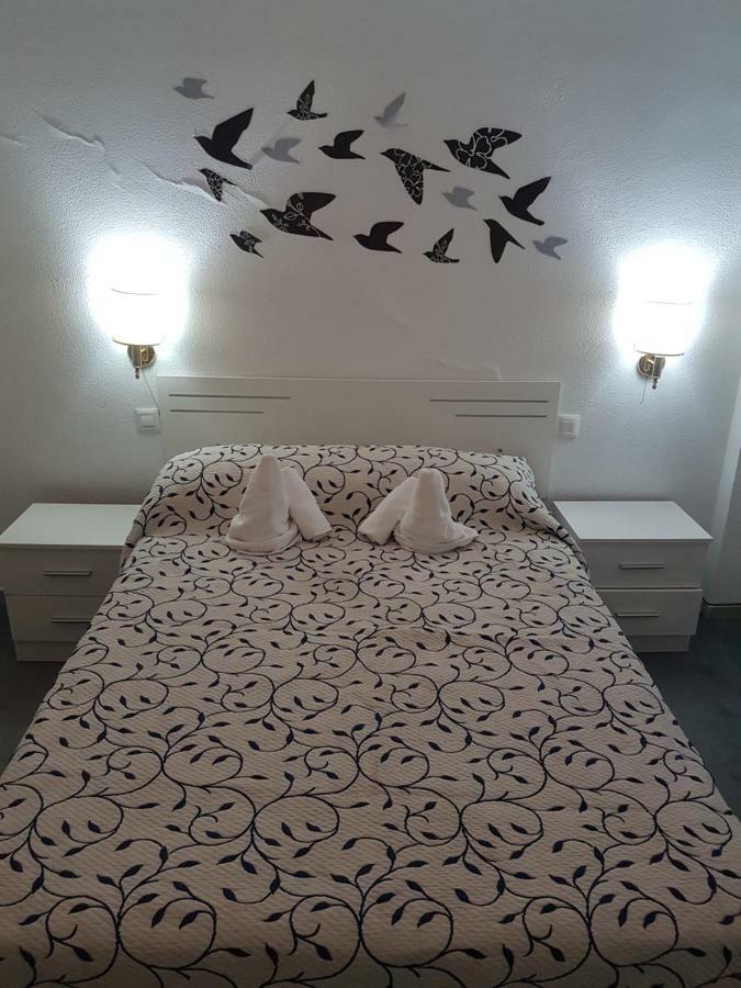 Apartamento Victoria Севилья Экстерьер фото